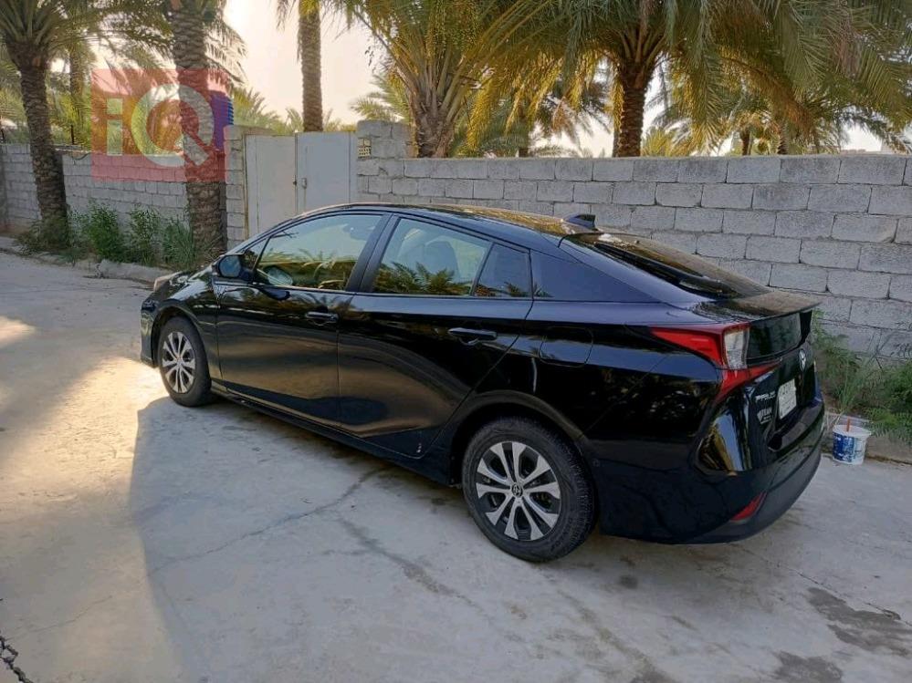 تويوتا بريوس